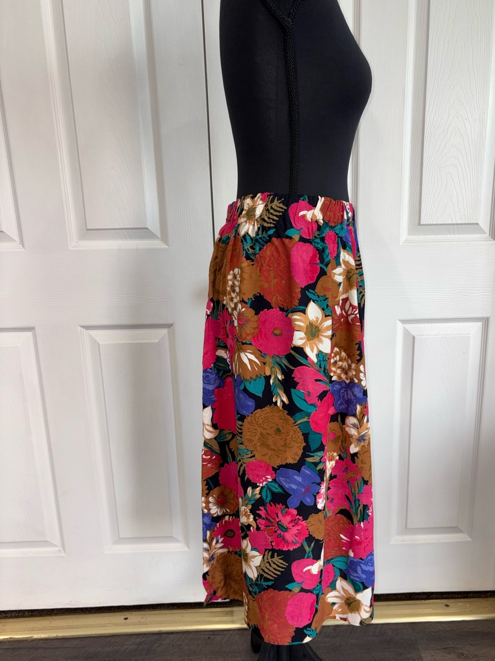 Floral Midi Skirt in Multicolor